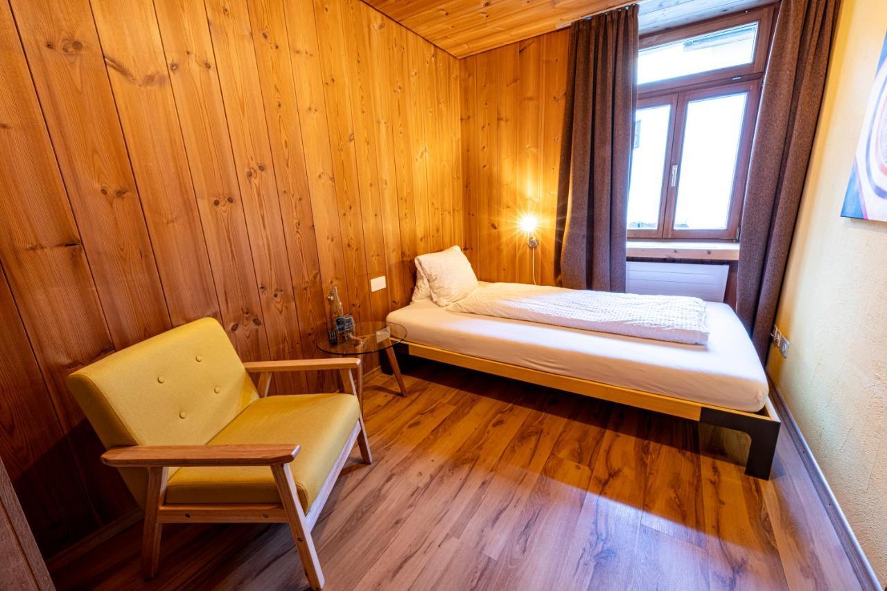 סקואול Curuna Hotel-Garni B&B מראה חיצוני תמונה
