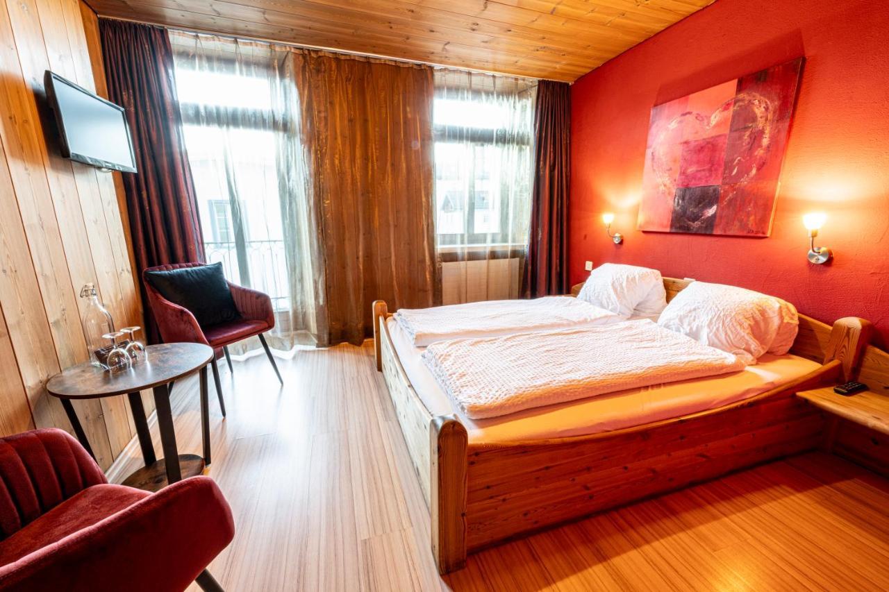סקואול Curuna Hotel-Garni B&B מראה חיצוני תמונה