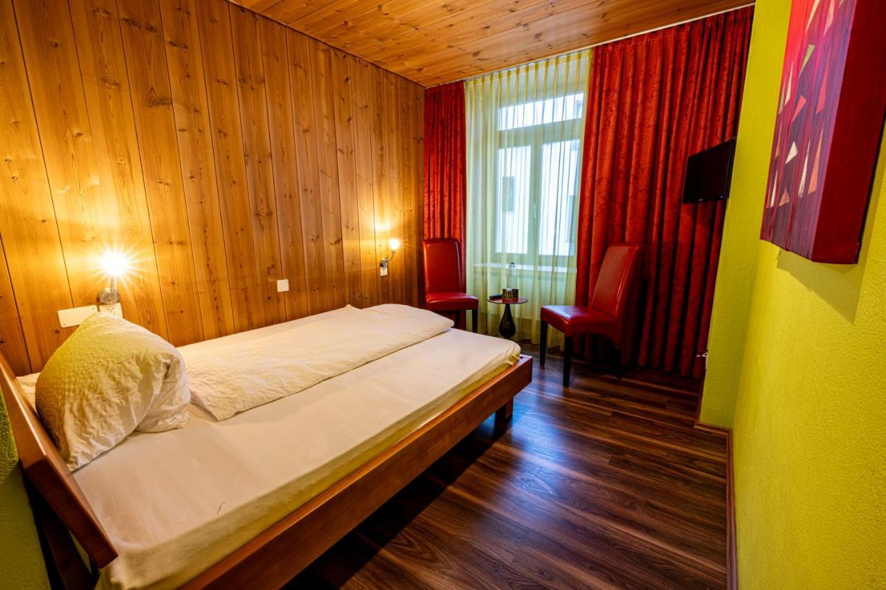 סקואול Curuna Hotel-Garni B&B מראה חיצוני תמונה