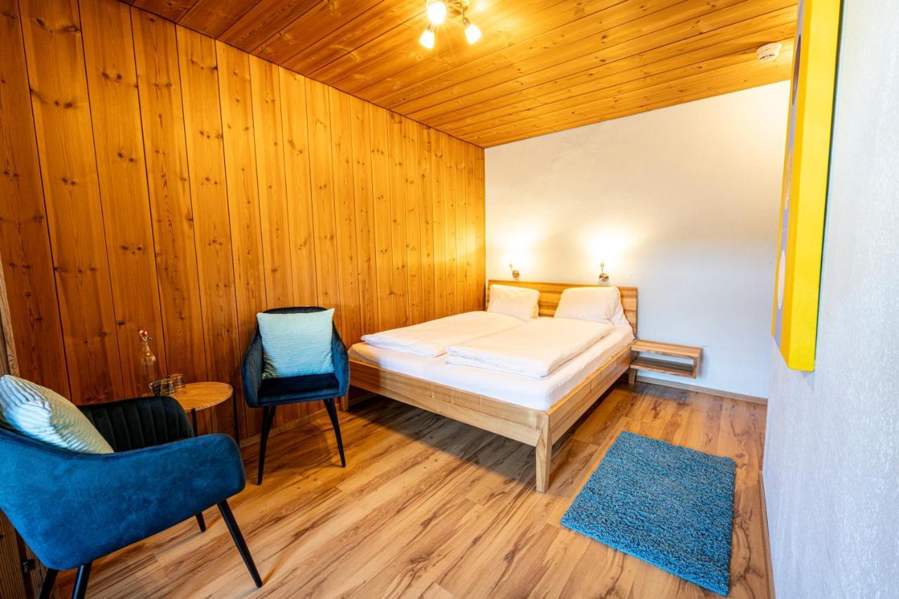 סקואול Curuna Hotel-Garni B&B מראה חיצוני תמונה