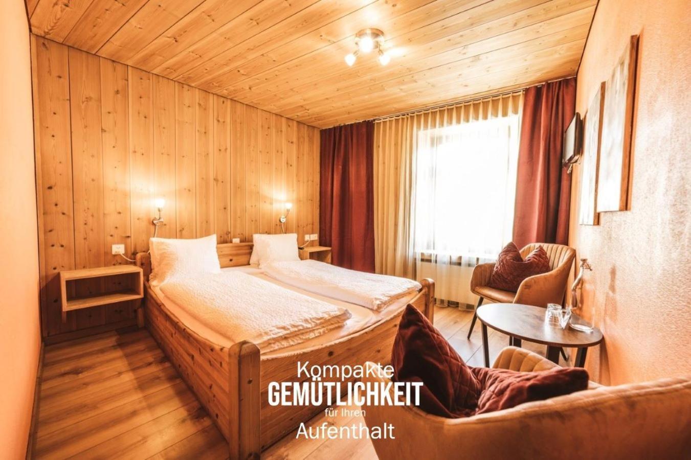סקואול Curuna Hotel-Garni B&B מראה חיצוני תמונה